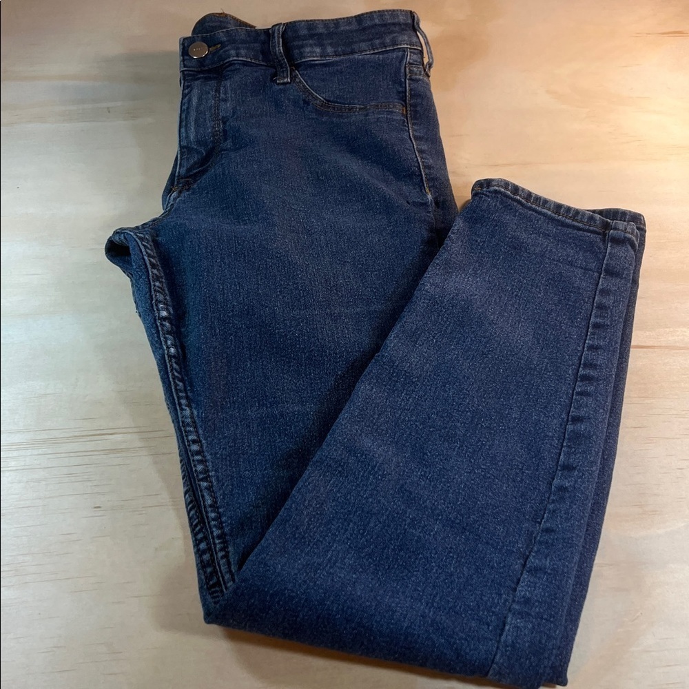 H&M Dark Blue Stretch  Denim Jeans Sz 31
